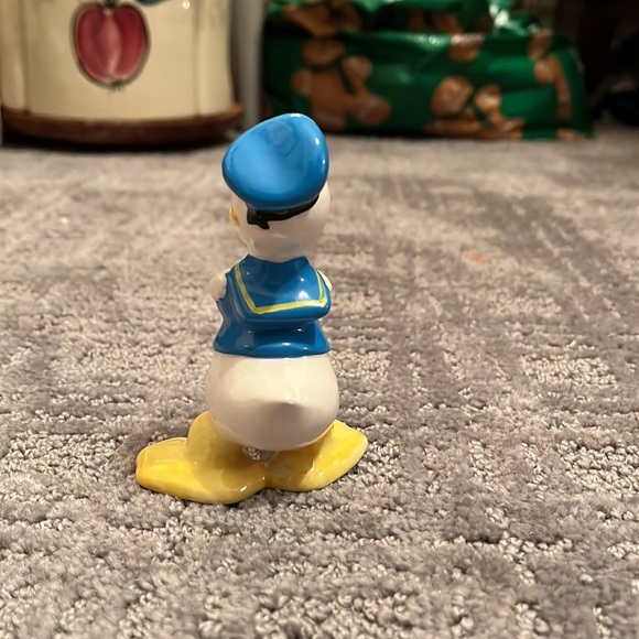 Vintage 1960’s Donald Duck Figurine. - Picture 2 of 5